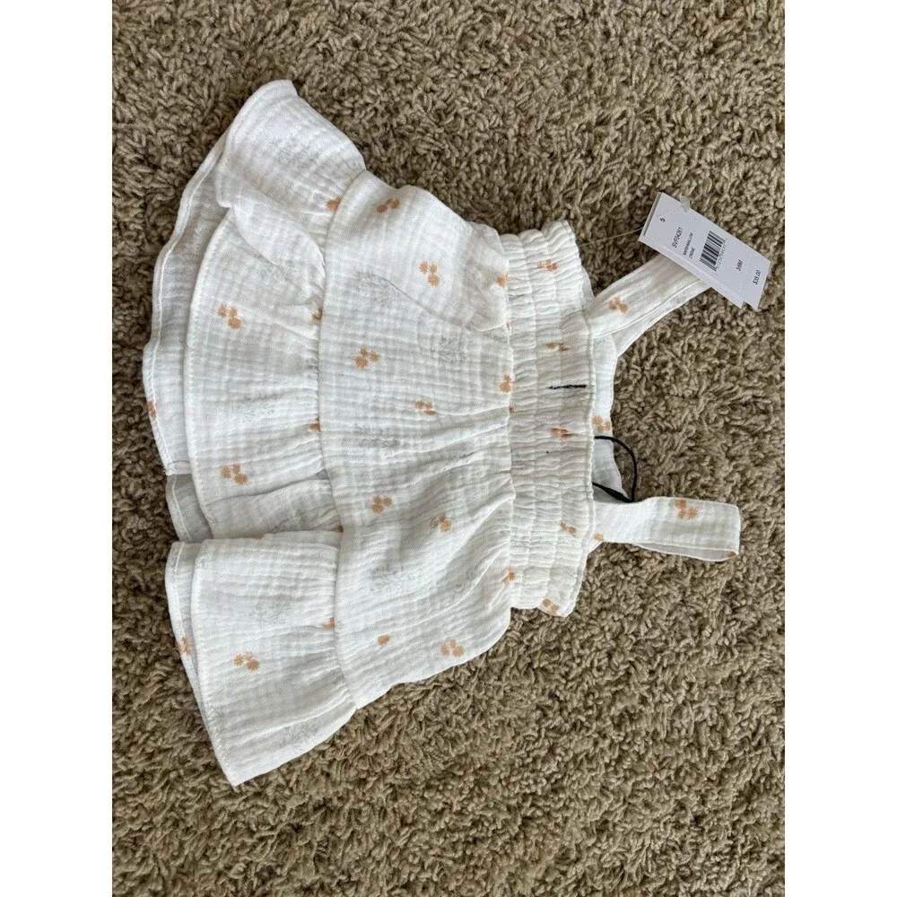 7 For All Mankind Baby Tank Top and Shorts Bloomers Set White Floral 3/6 Months